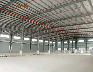 工業(yè)廠房內(nèi)景